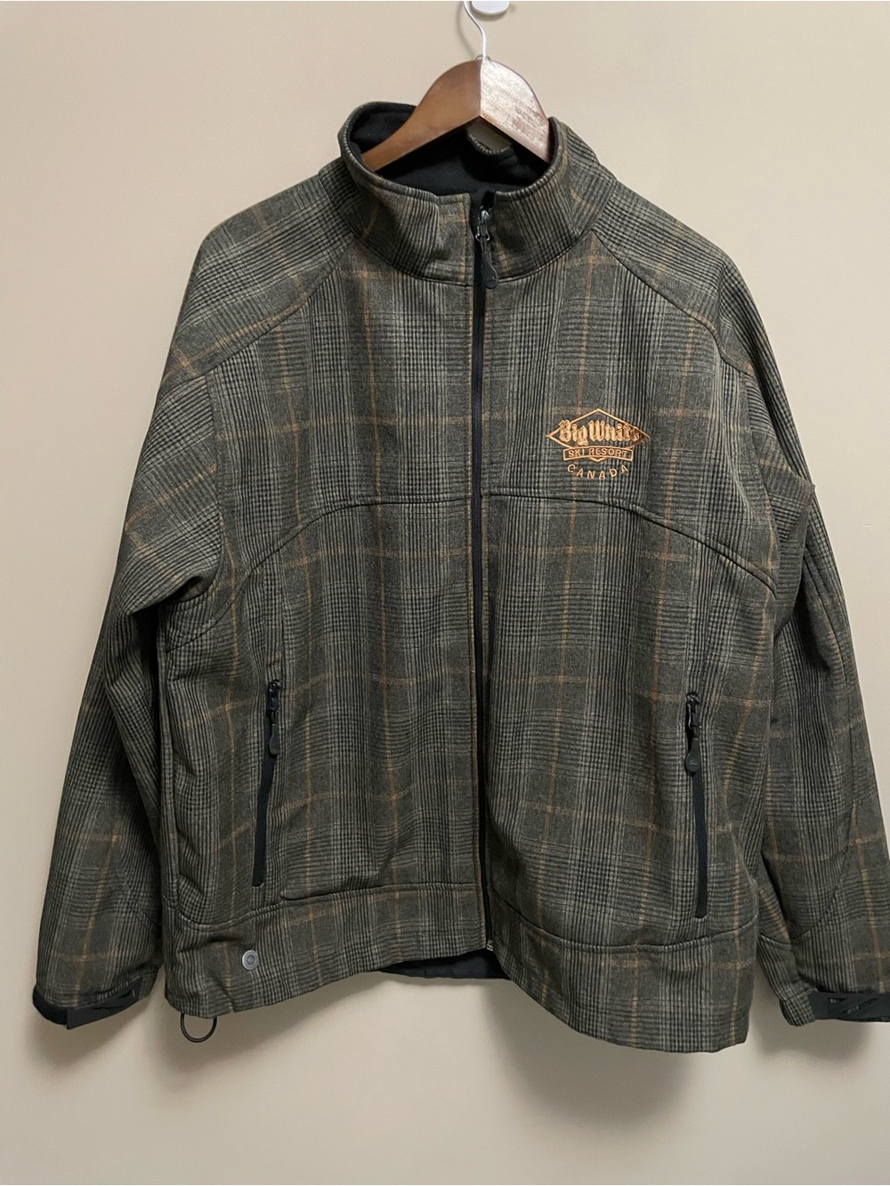 Big White Ski Resort Stormtech Olive Plaid  Jacket Men’s XL